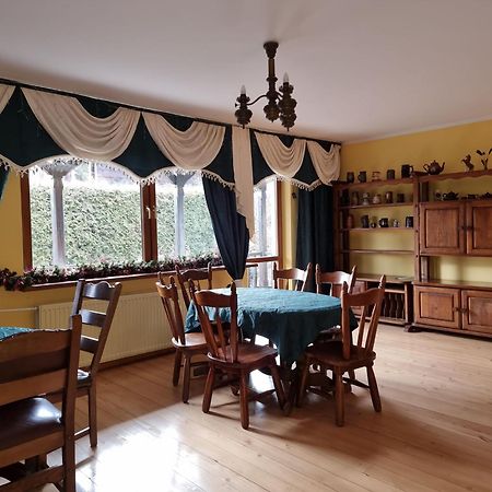 Mountain House Hotel Ustrzyki Dolne Buitenkant foto