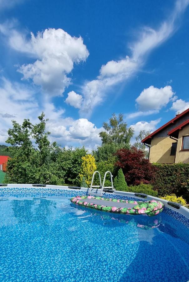 Mountain House Hotel Ustrzyki Dolne Buitenkant foto