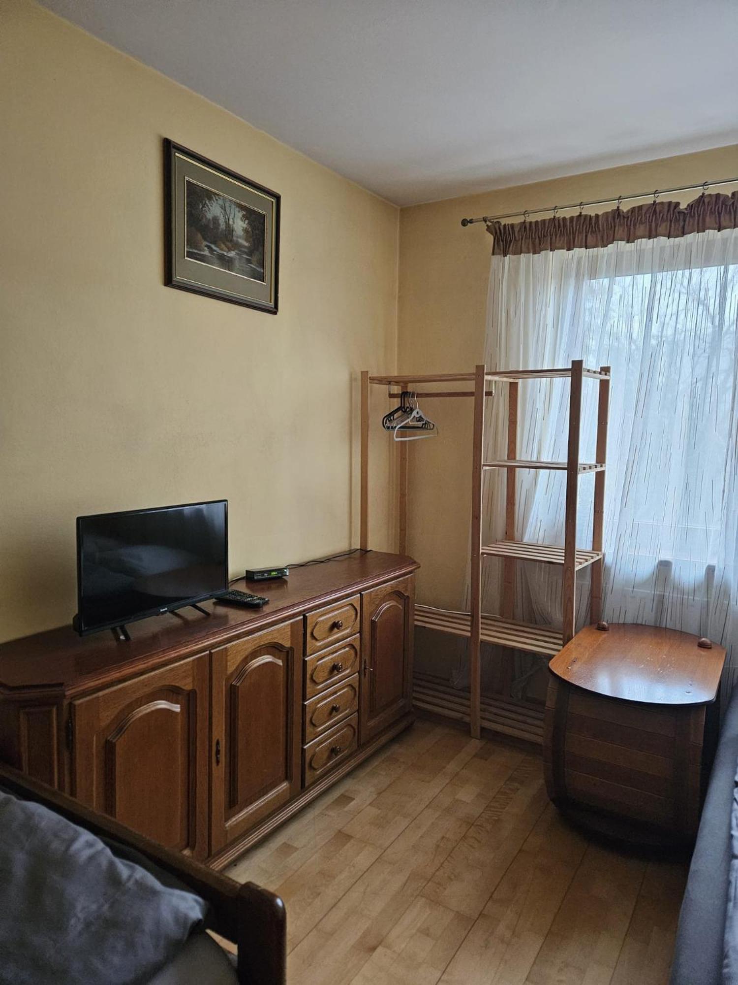 Mountain House Hotel Ustrzyki Dolne Buitenkant foto